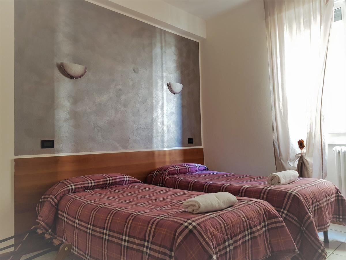 Hotel Marinoni Lomazzo Exterior photo