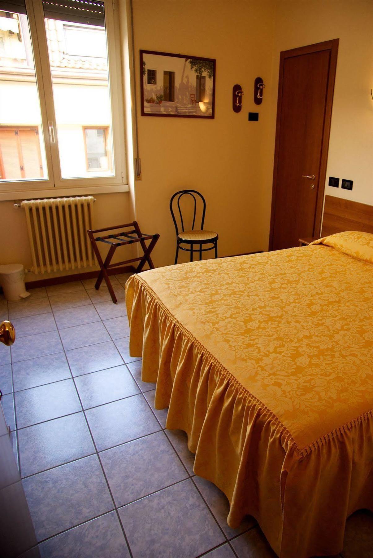 Hotel Marinoni Lomazzo Exterior photo